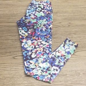 Gorgeous and colorful Brazilian Leggings